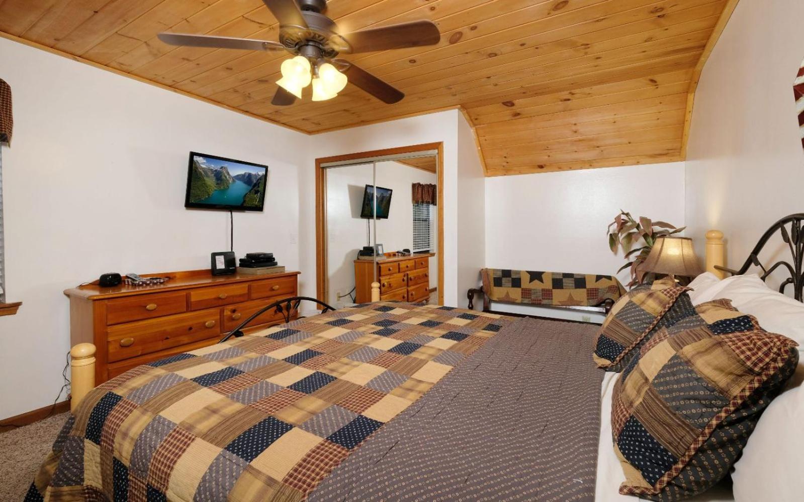 Holly Tree Cabin 936 Гатлинбург Экстерьер фото