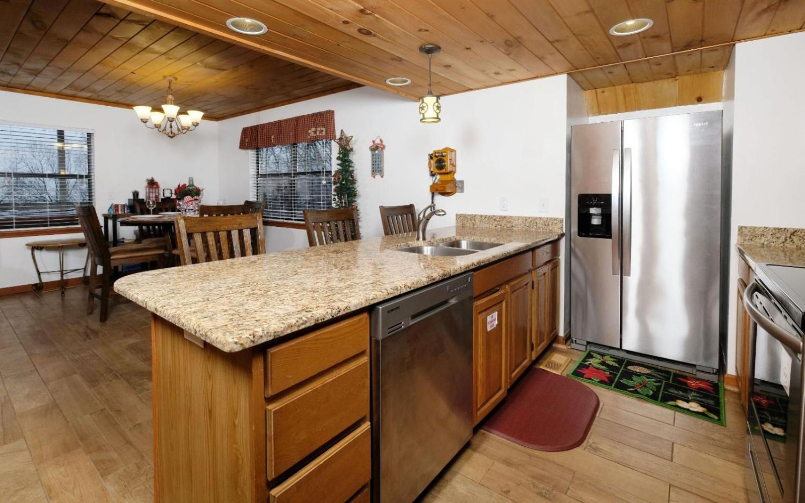 Holly Tree Cabin 936 Гатлинбург Экстерьер фото